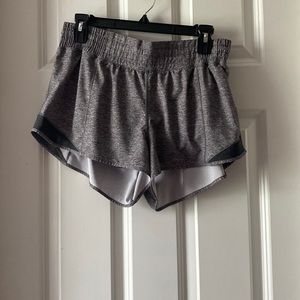 lululemon high rise hottty hot shorts